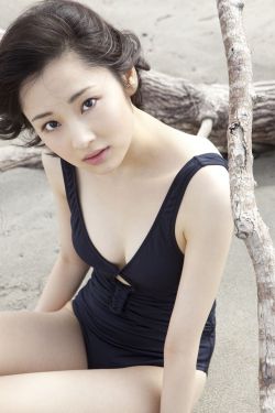 jk白丝袜美女被男人桶